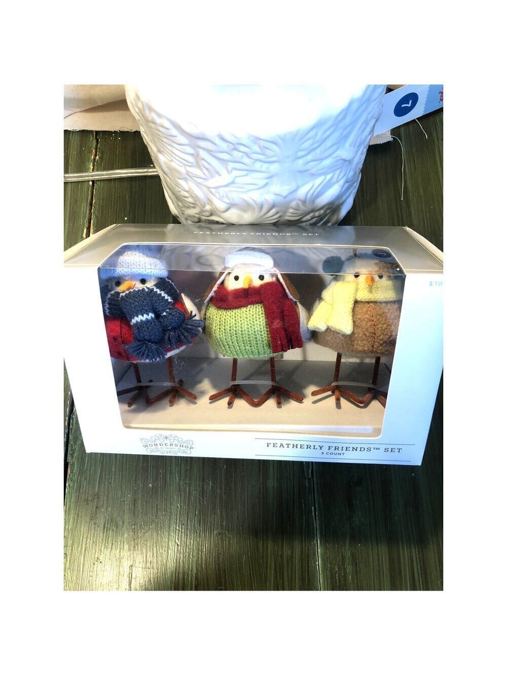 Wondershop Featherly Friends NIB 3 Bird Set Winter Birds Bright Colors